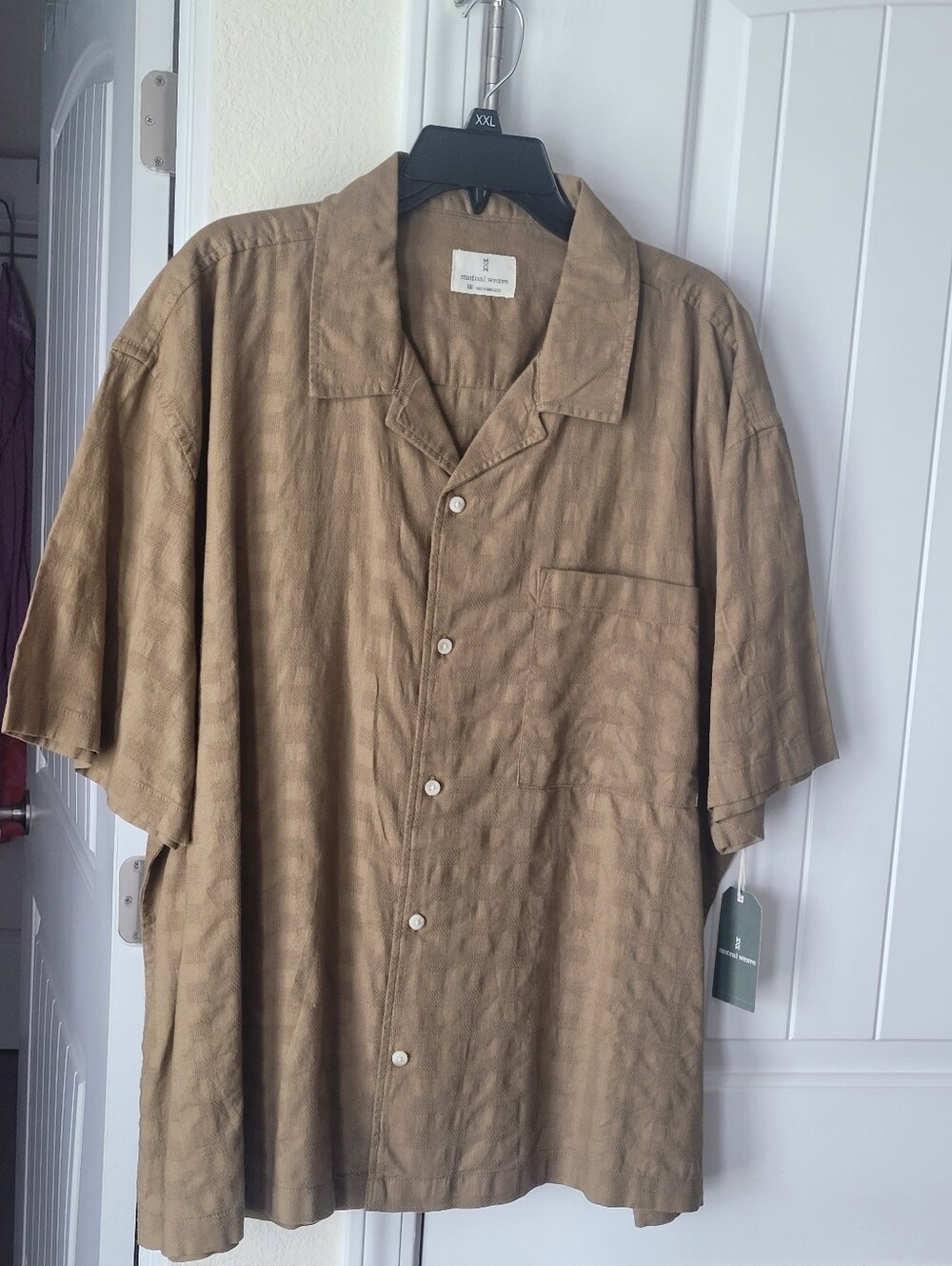 Men's Mutual Weave Casual Short-Sleeve Button-Up Shirt in Olive